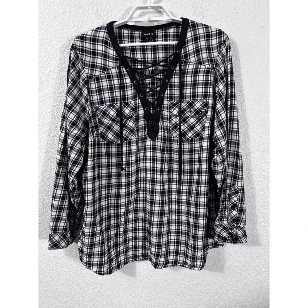 Torrid Plaid Blouse Womens 3 Black White Lace‎ Up Front Utility Pockets Cotton